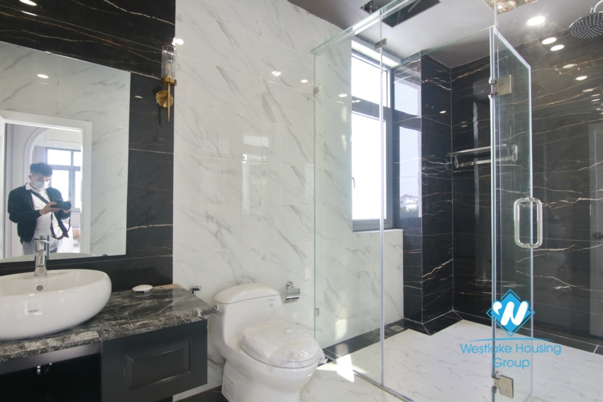 Brand new villa for rent in Vinhome Harmony.